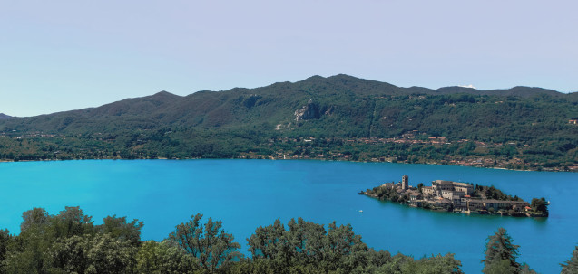 Lago d'Orta panorama booking piemonte