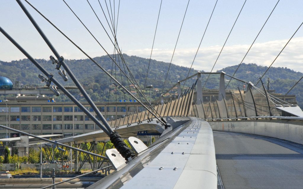 Torino la passerella del Villaggio Olimpico