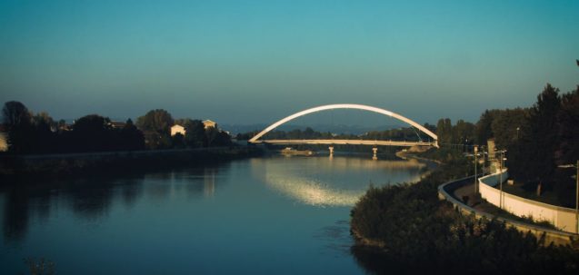 Il ponte sul Tanaro progettato dall'architetto statunitense Richard Meier
