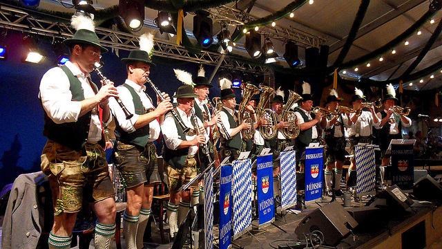 L’Oktoberfest arriva a Cuneo per un divertimento assicurato