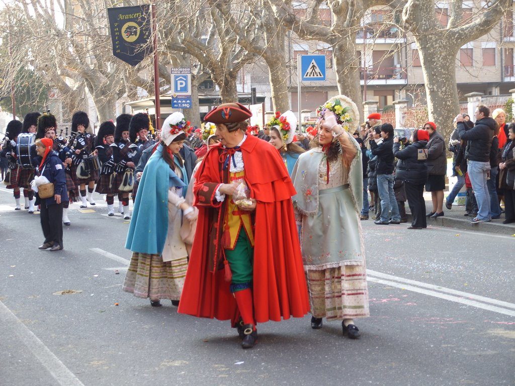 Gianduja e Giacometta in un'immagine del Carnevale in passato